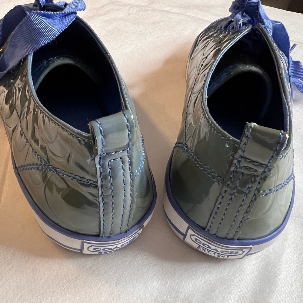 Coach women tennis shoe size 7